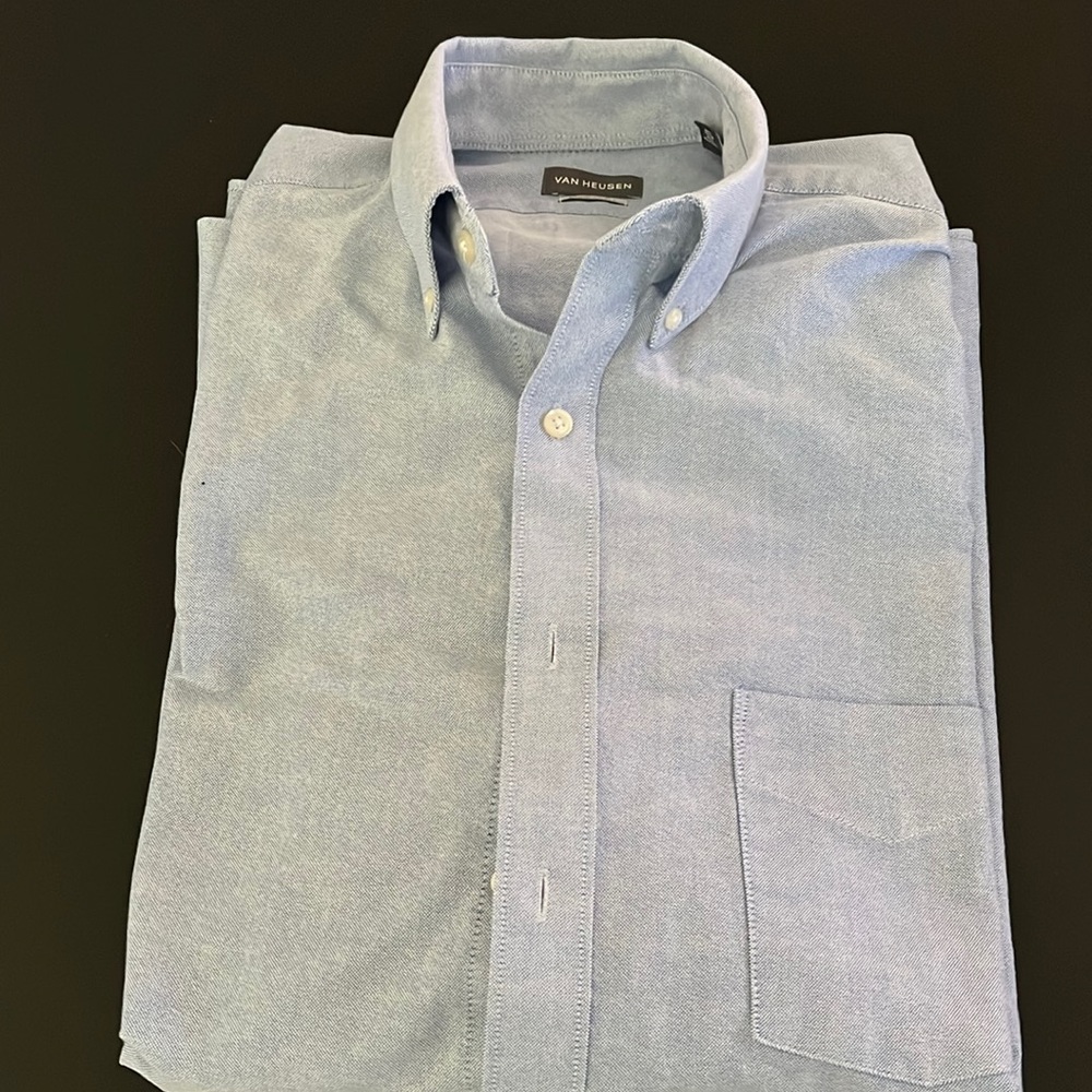 Mens Long Sleeve VanHeusen Dress Shirt, 16 1/2 36/37Large
